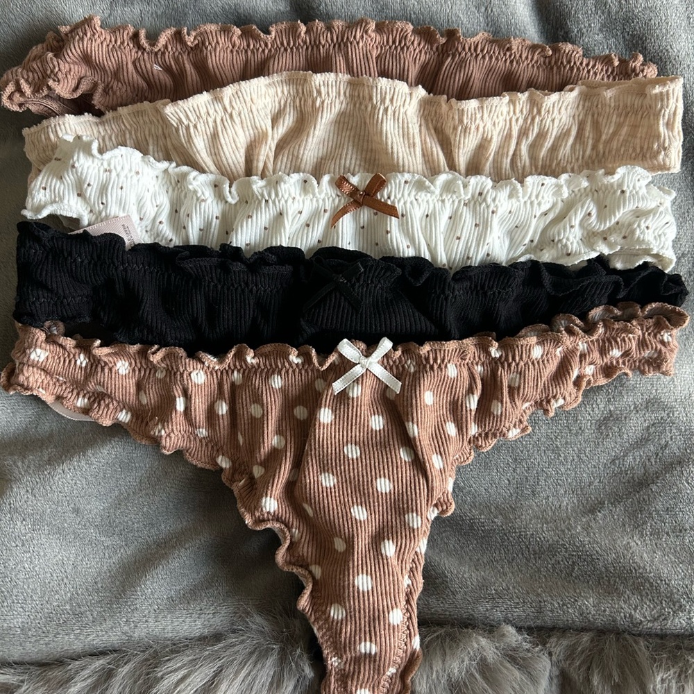 Sincerely Jules Ruffled Panties Set in Brown, Cream, and Black
